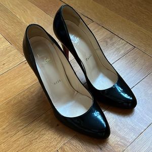 Louboutin Doll Pump - Black patent calf leather 37.5